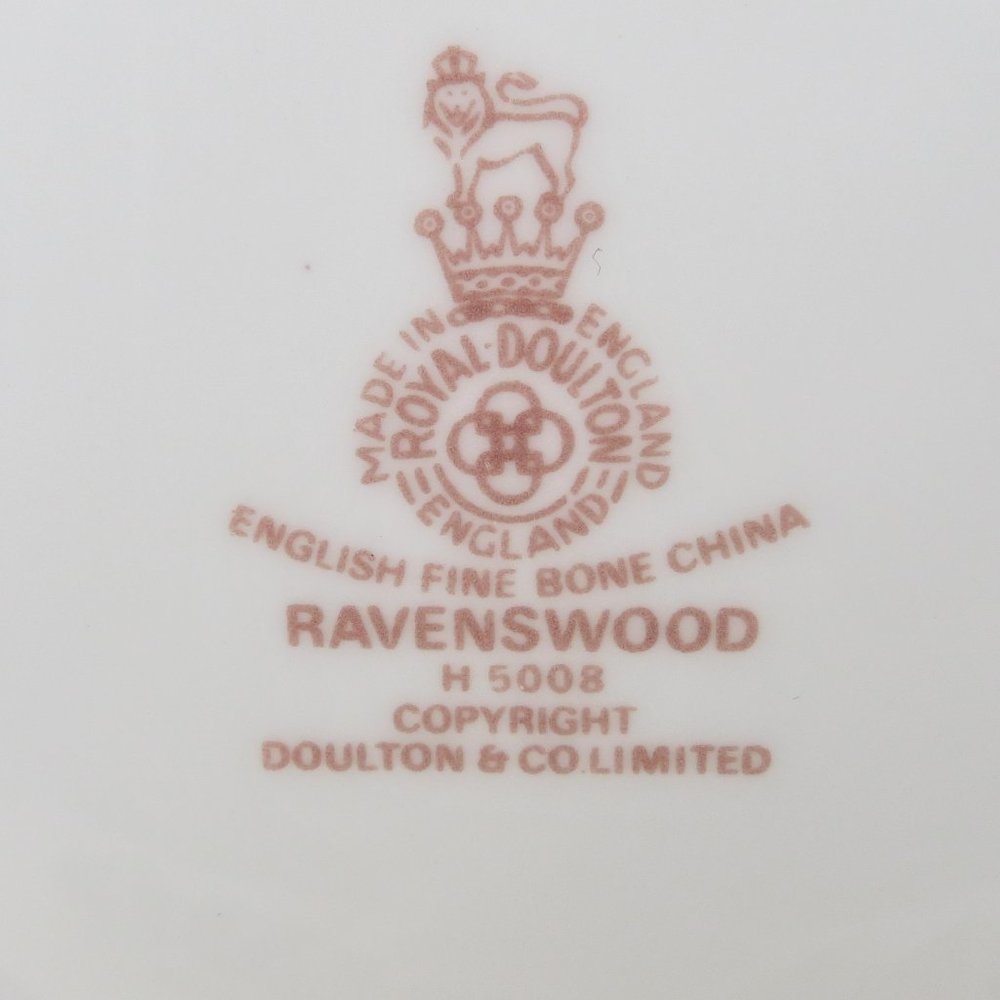 Vintage Royal Doulton RAVENSWOOD Tea Cup Trio Set H5008 Bone China England - Picture 8 of 8